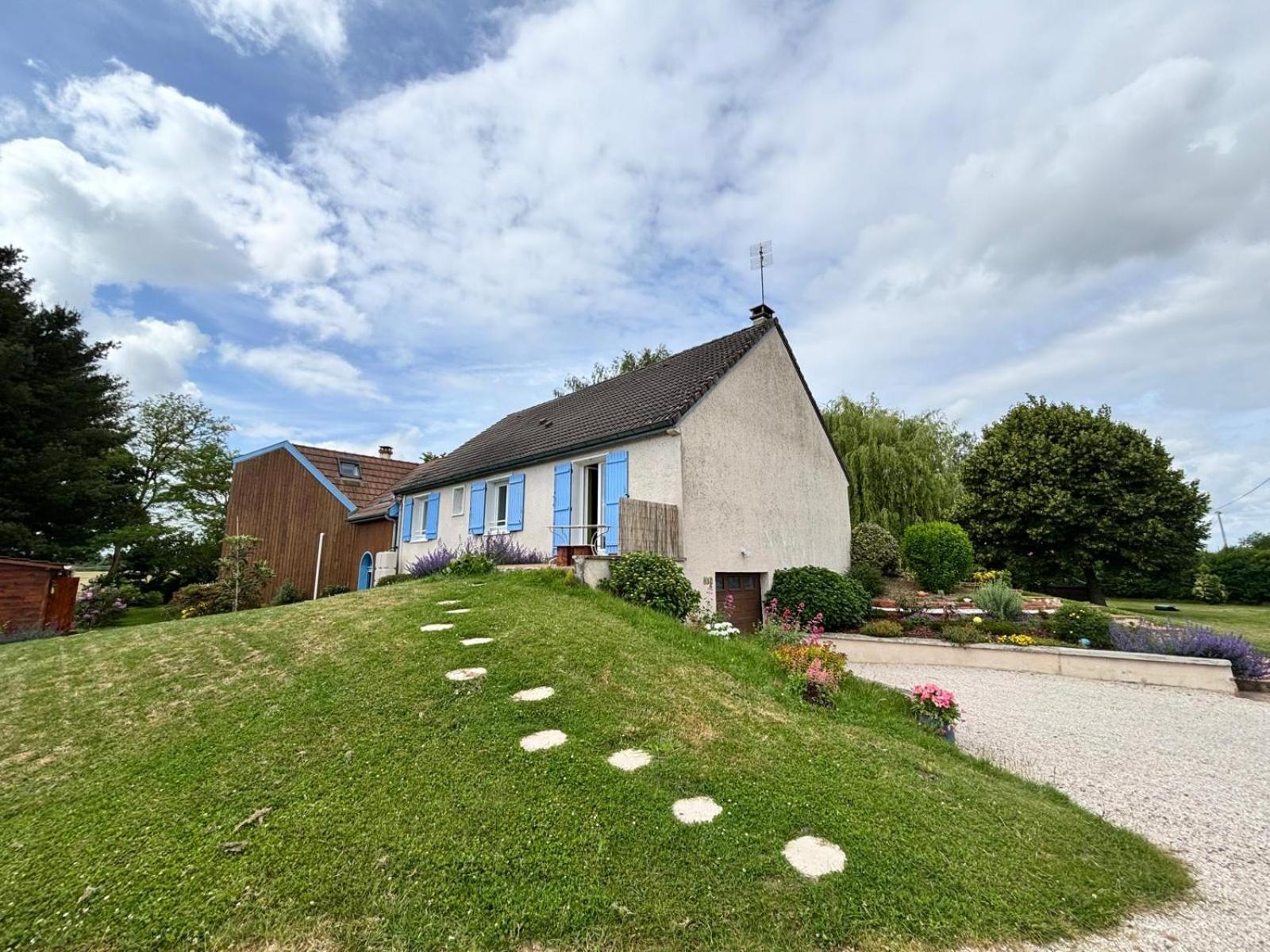 Le Bleu De B. Villa Saint-Etienne-en-Bresse Exterior photo